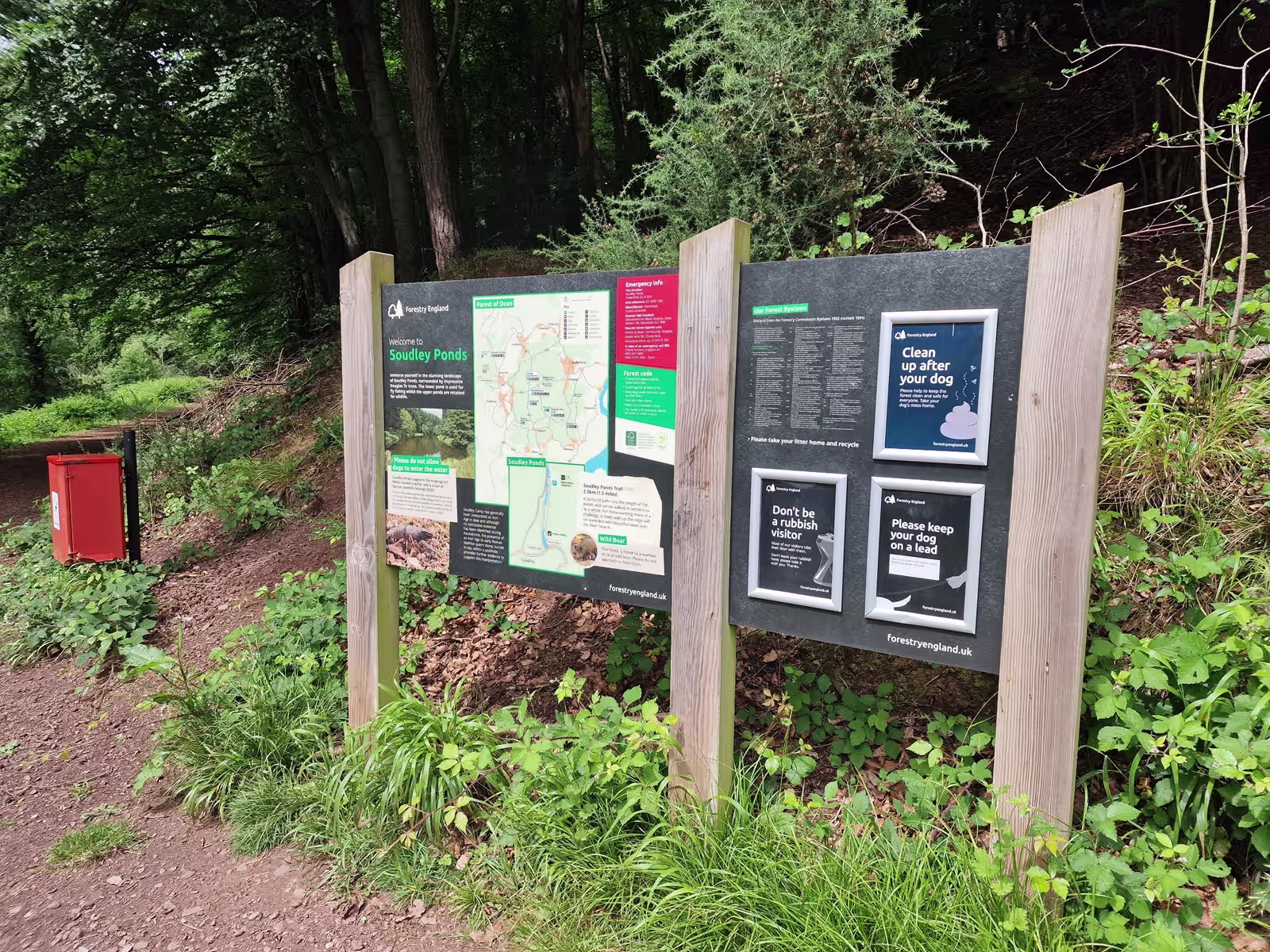 Soudley Ponds Sign